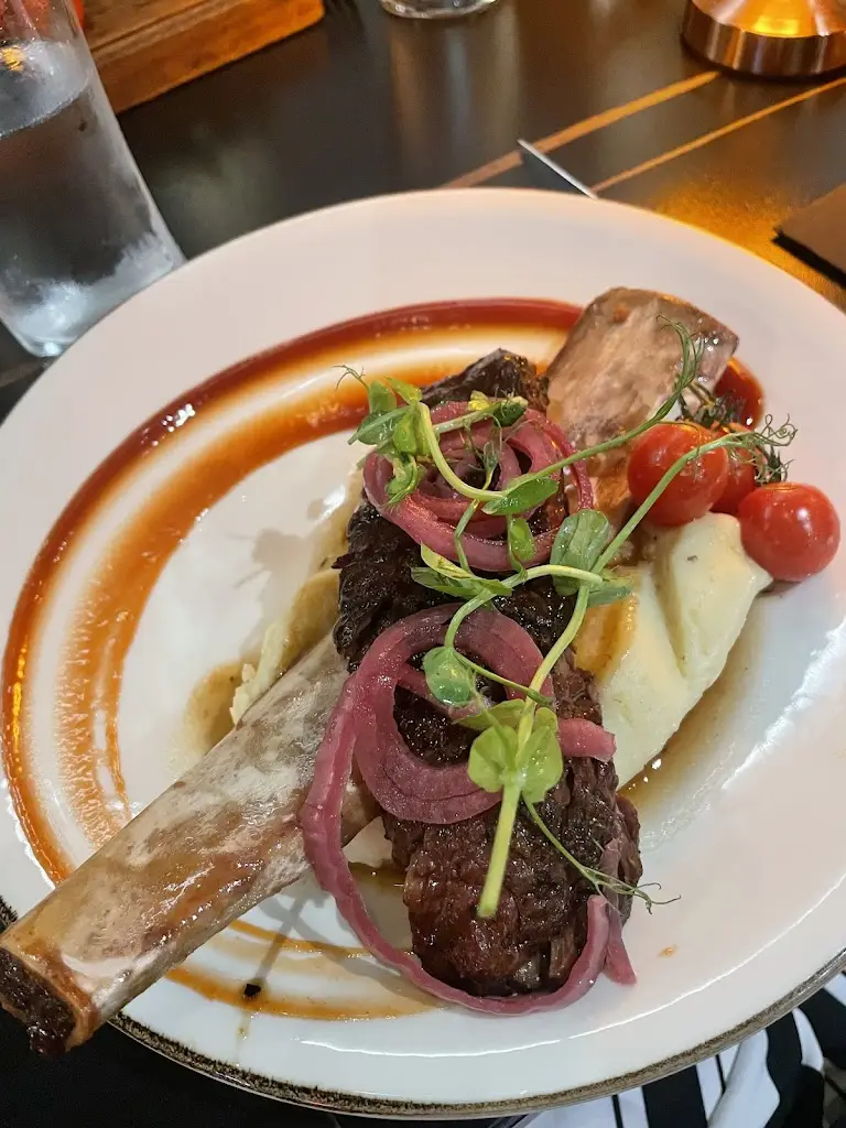 Elsa Dy_Meyra Brasserie_Billericay_review