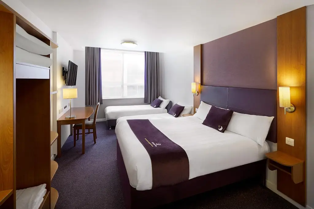 Premier Inn Glenrothes hotel_East Wemyss_slider_image_2