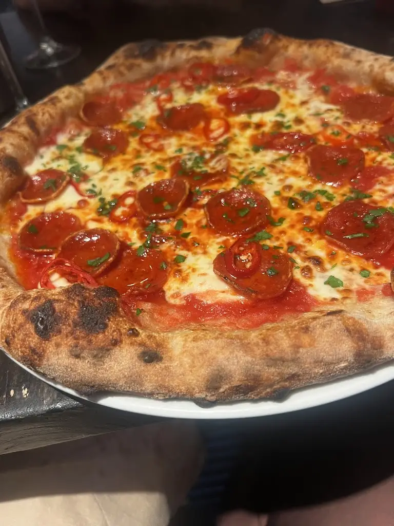 Hector's Artisan Pizzeria_Dunbar_slider_image_3