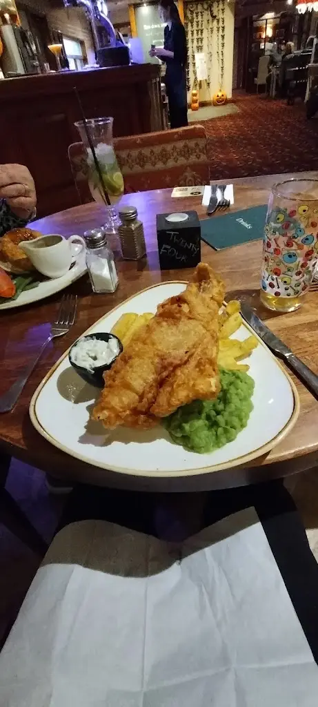 Menu_Pine Marten_Dunbar_image_2