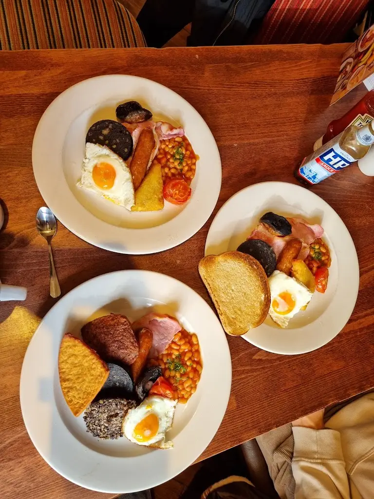 Menu_Pine Marten_Dunbar_image_5