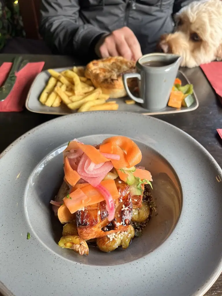 Jacs Mills_The Brig & Barrel_Dunbar_review