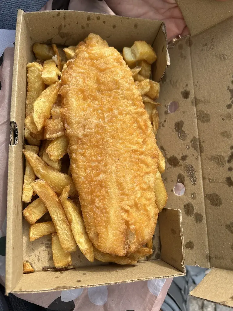 Les Patrick_Cafe Central_Dunbar_review