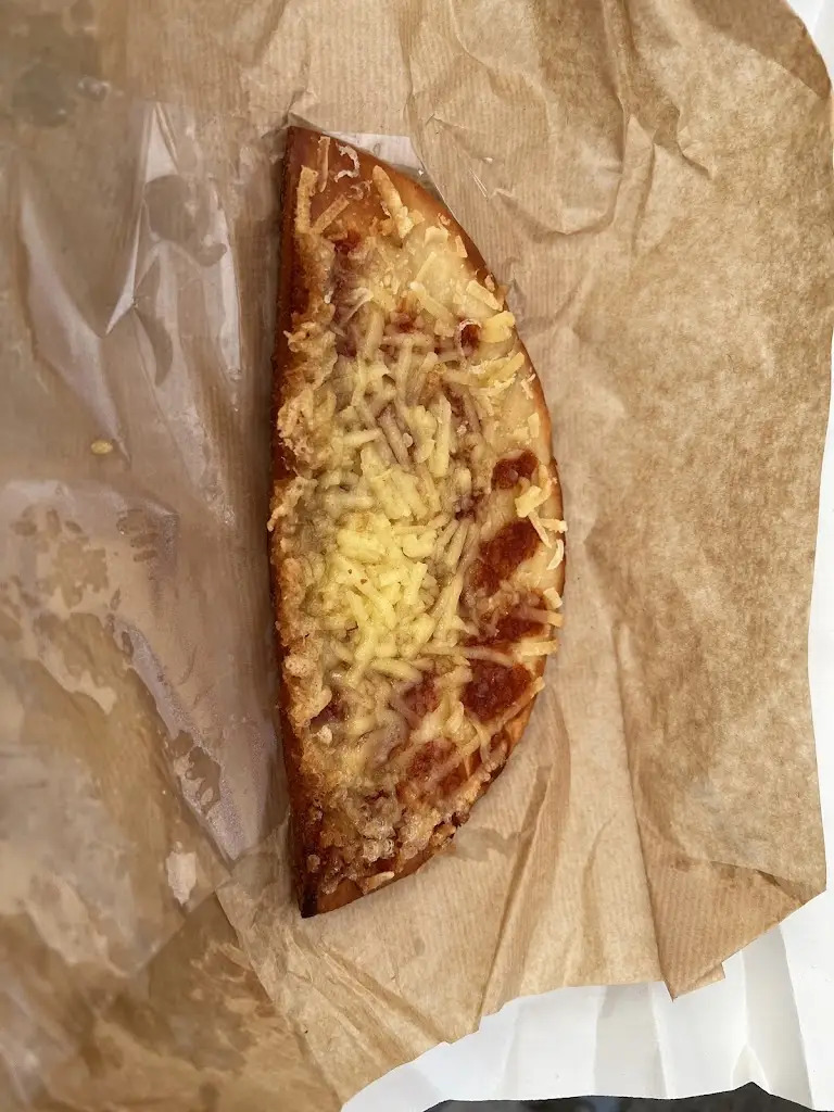 Stefan Bauer_Adriano's_Dunbar_review