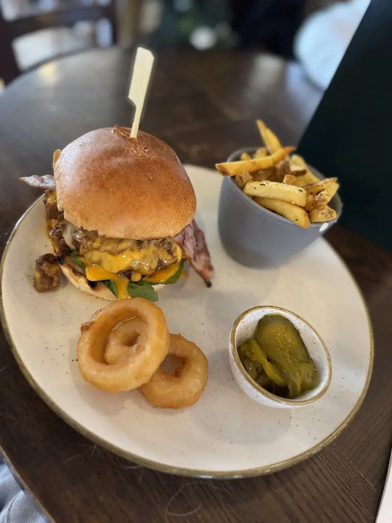 Stacey Betts_The King's Head_Billericay_review