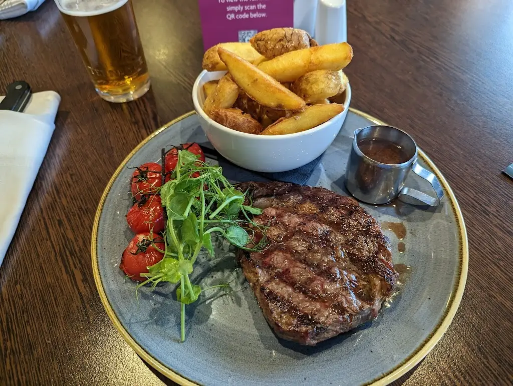 B Johnson_Offshore Bar & Grill_Dyce_review