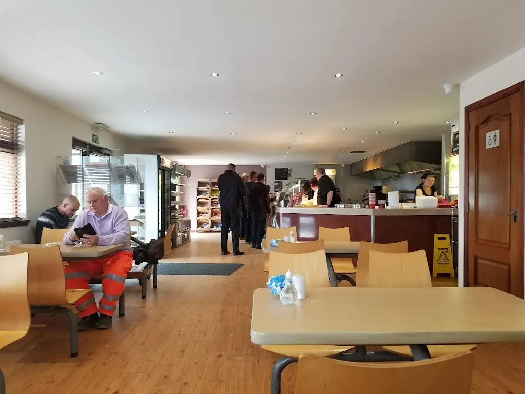 Cloggy House_Dyce_slider_image_1