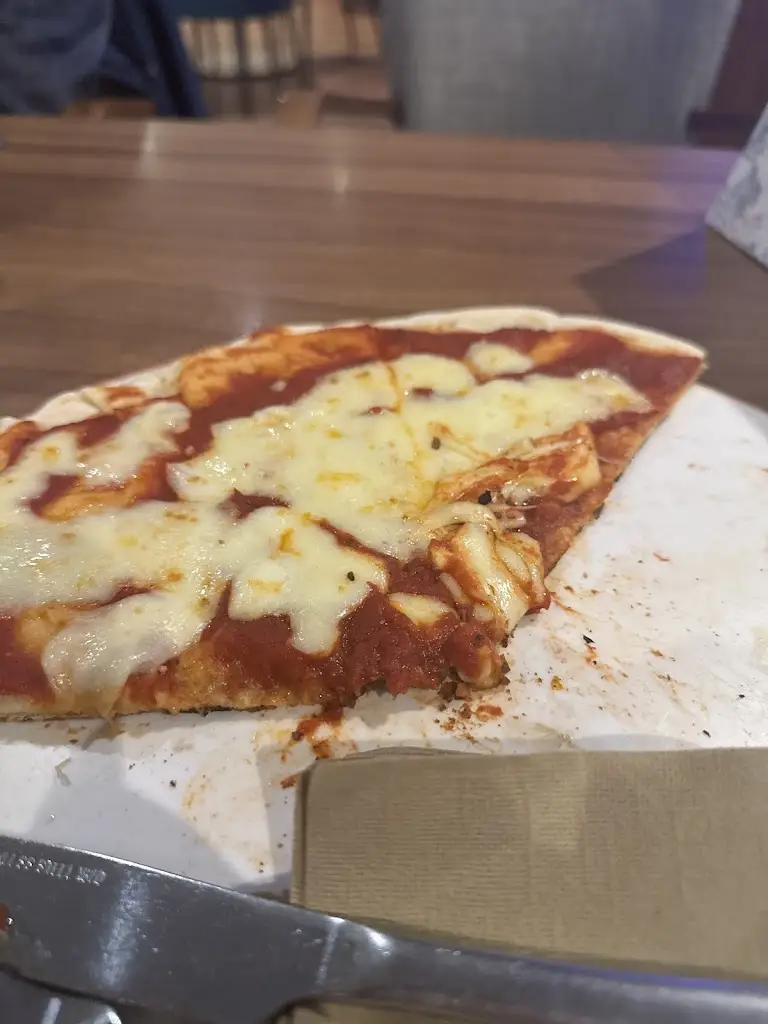 Kitchen & Bar - Eat. Drink. Connect.®_Dyce_slider_image_3