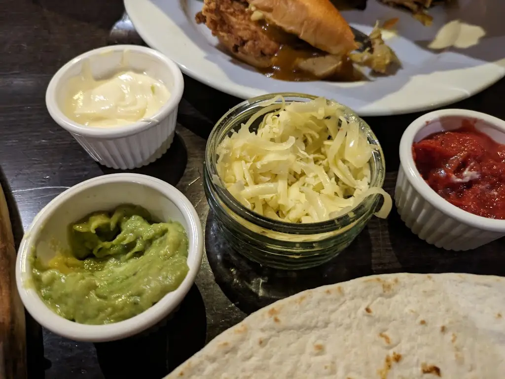 Gordon Forbes_Cornkist_Ellon_review