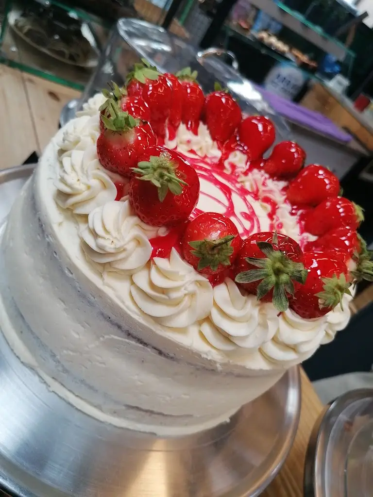 The Lass O'Gowrie Scotland_Errol_slider_image_3