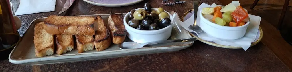 Betsy Ward_Nonna Ginas_East Renfrewshire_review