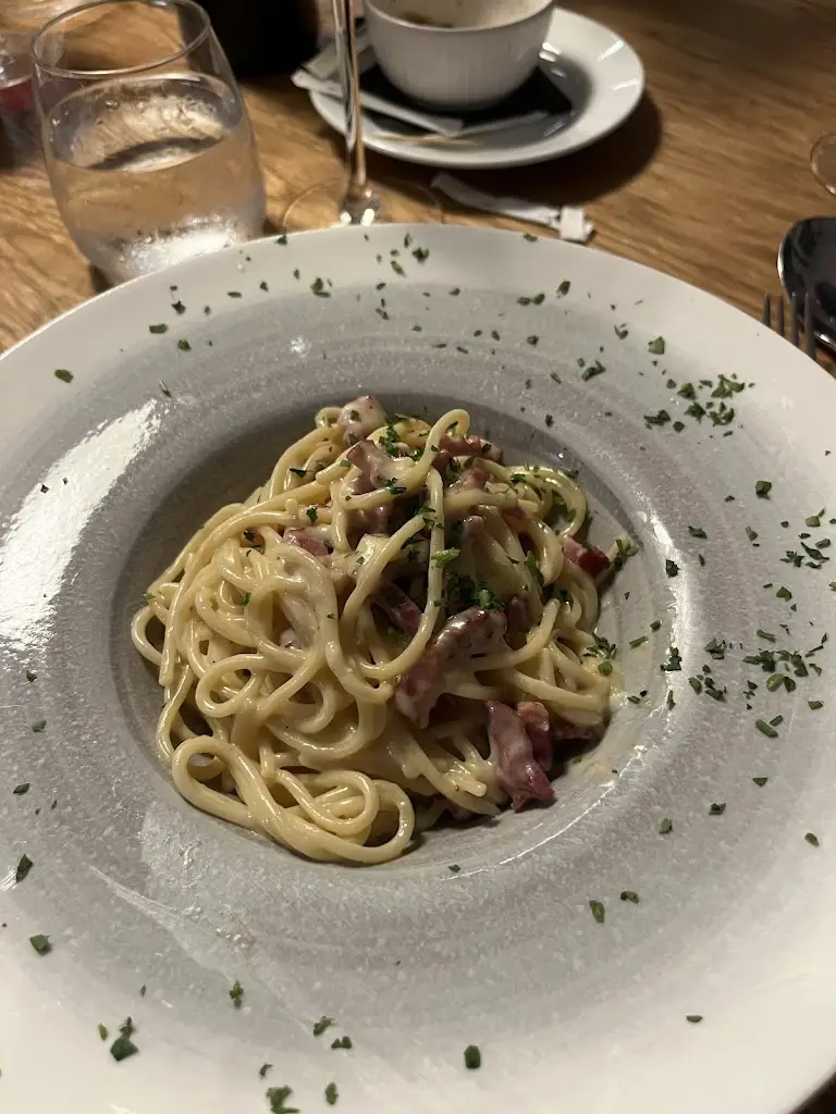 Georgia Ross_La Dolce Vita_Billericay_review