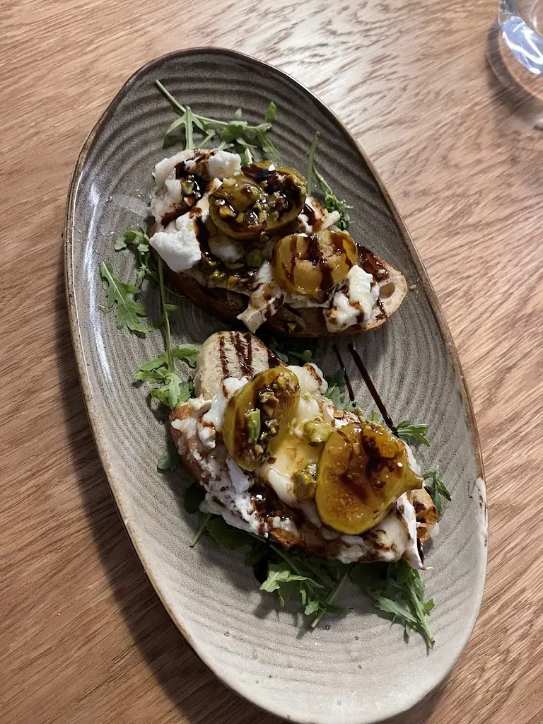 Sofia Buffone_La Dolce Vita_Billericay_review