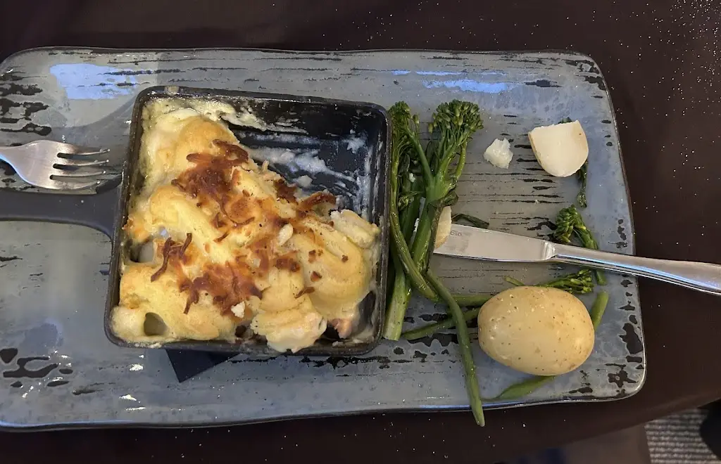 Joe Lane_Harry's Bar_Billericay_review