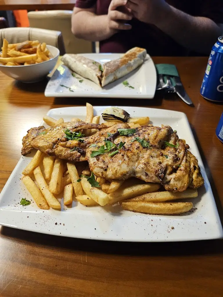 ashley kerr_Wow Lounge & Restaurant_Duntocher_review