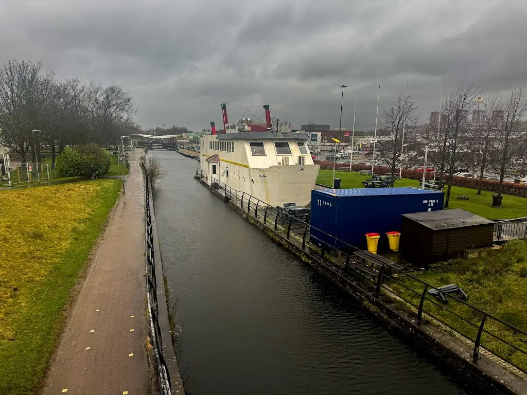 Jonathan Palo_McMonagles_Duntocher_review