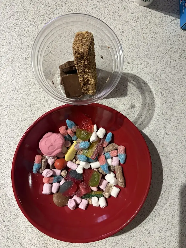 Tartan Tikka Clydebank/Tartan Tngz_Duntocher_slider_image_2