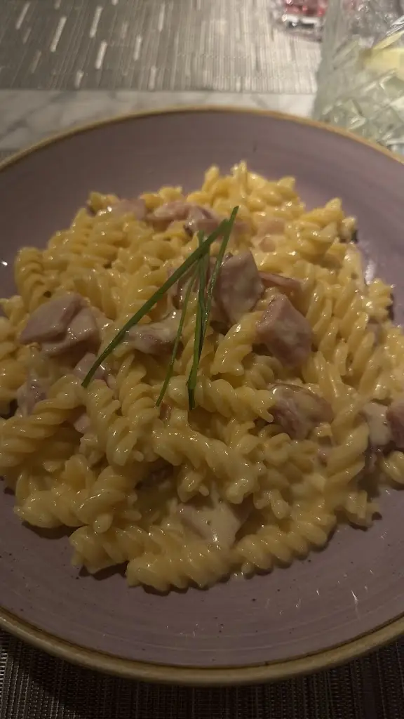 Mia Clark_Bella Ischia_Billericay_review