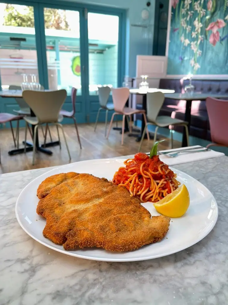 Bella Ischia_Billericay_slider_image_2