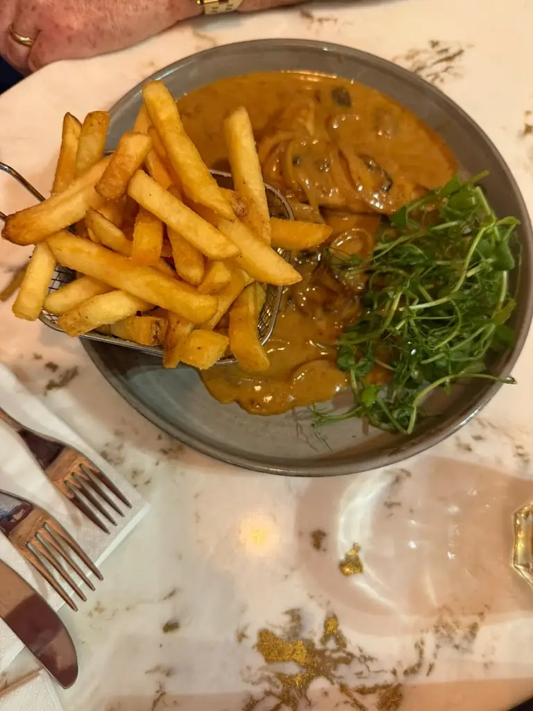 Sandy Galbraith_Zucca Ristorante Pizzeria_East Kilbride_review