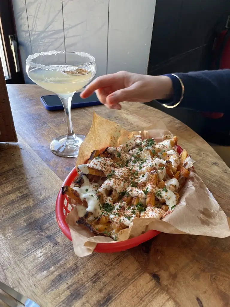 John Swift_Tinto Tapas Bar [EK]_East Kilbride_recensione