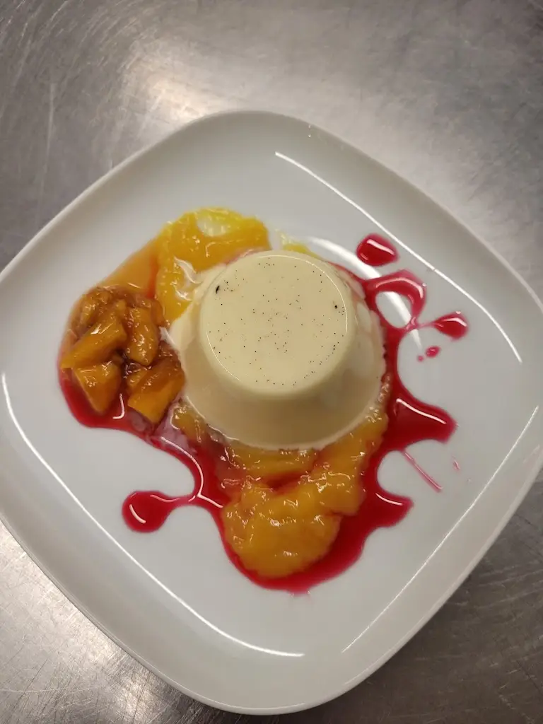 The Flagstick Restaurant_Fauldhouse_slider_image_2