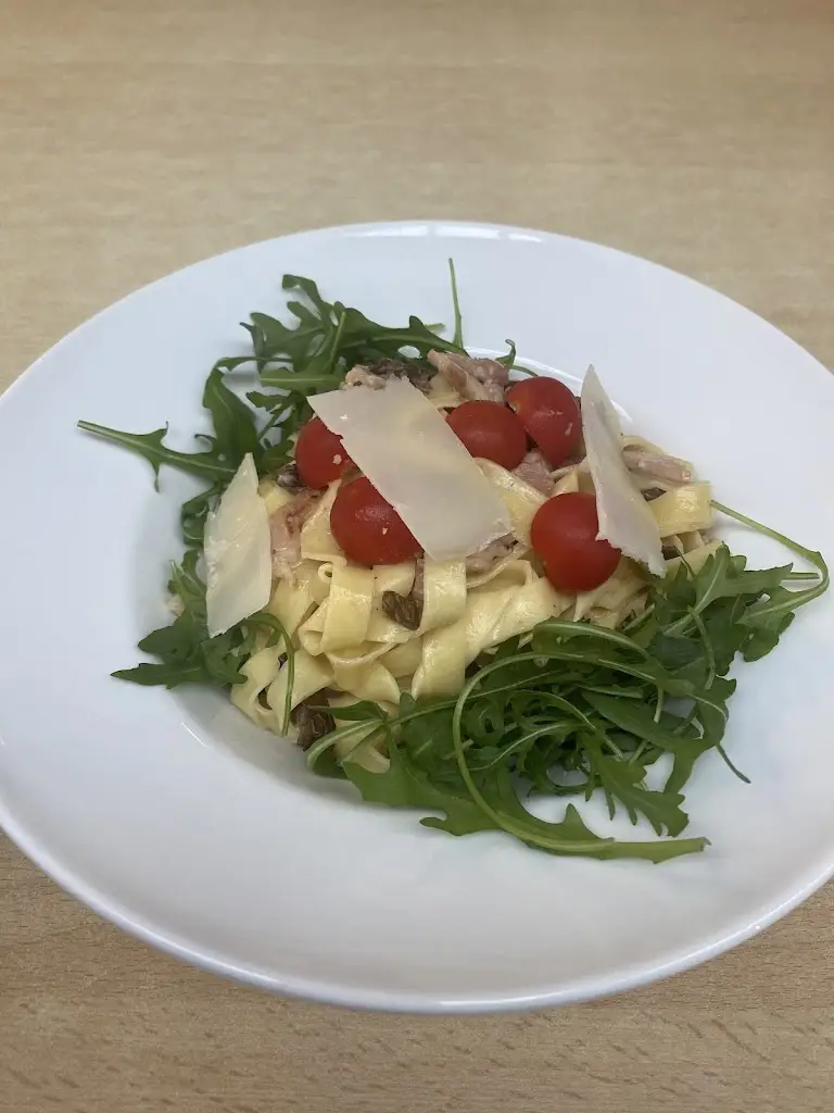 The Family Coffee and Bistro_Fauldhouse_slider_image_3