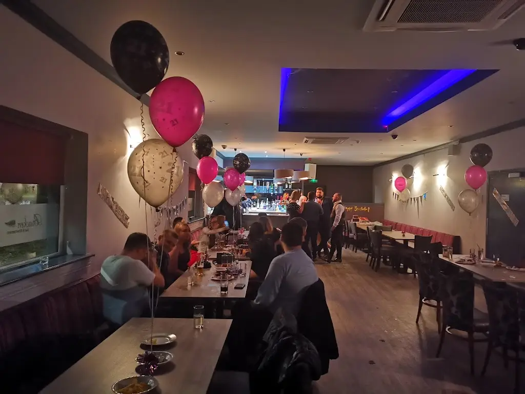 Bracken Bar & Restaurant_Erskine_slider_image_3