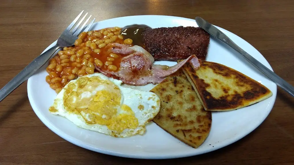 Danis Diner_Erskine_slider_image_3