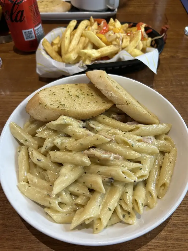 Jingo Bells_The Glen Lusset_Erskine_review