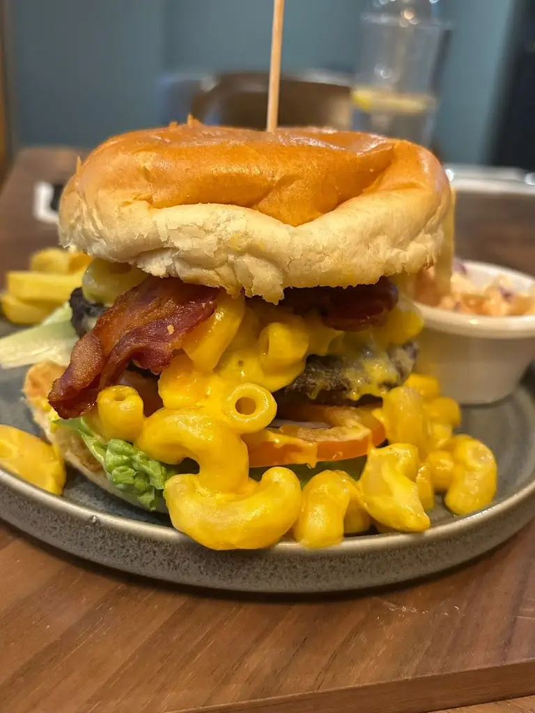 The Glen Lusset_Erskine_slider_image_2