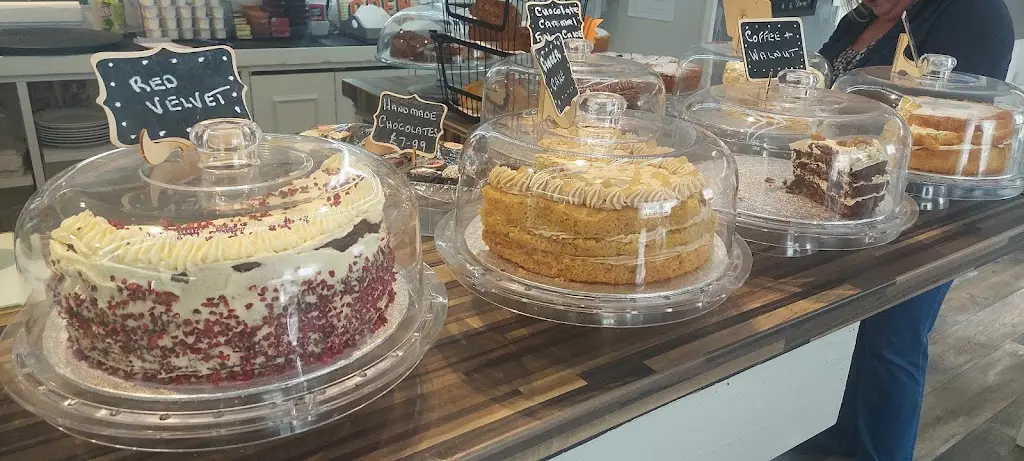 Neil Low_The Lomond Tearoom and Chocolate Shop_Falkland_review