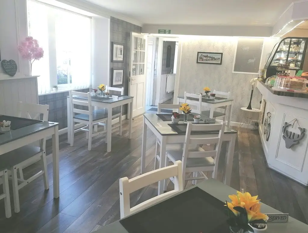The Lomond Tearoom and Chocolate Shop restaurant in Falkland