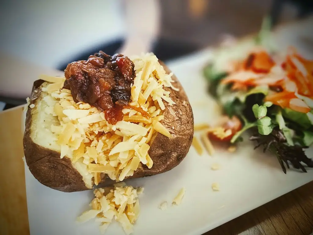 Ivan Jovic_Campbells Coffee House Eatery_Falkland_review