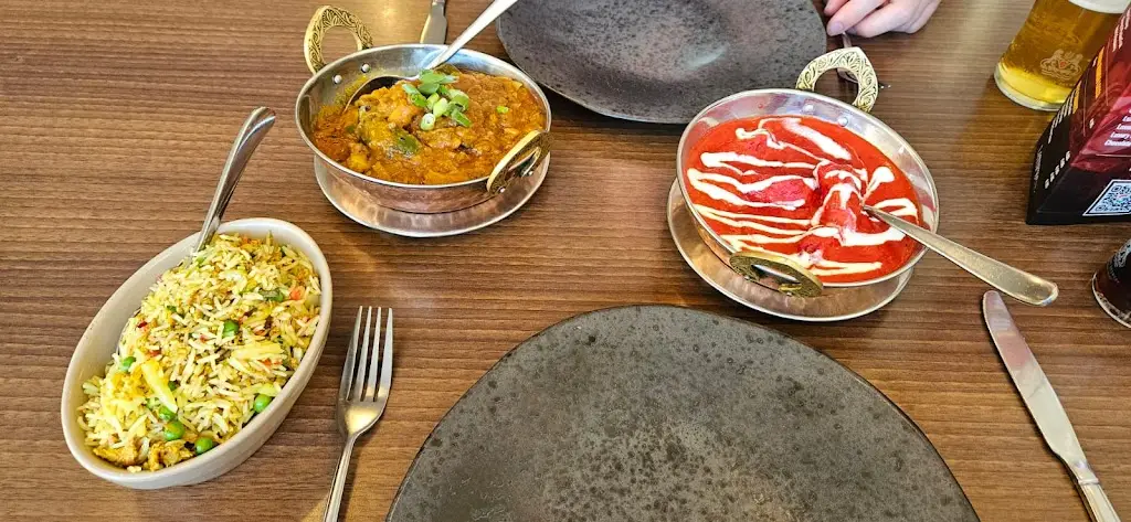 Chris Hatton_Latif's_Alsager_review