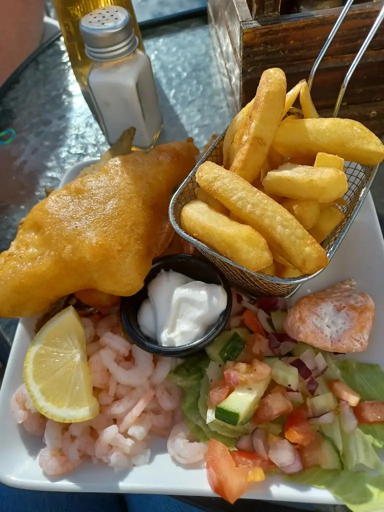 Jen Lee_The Contented Sole_Eyemouth_review