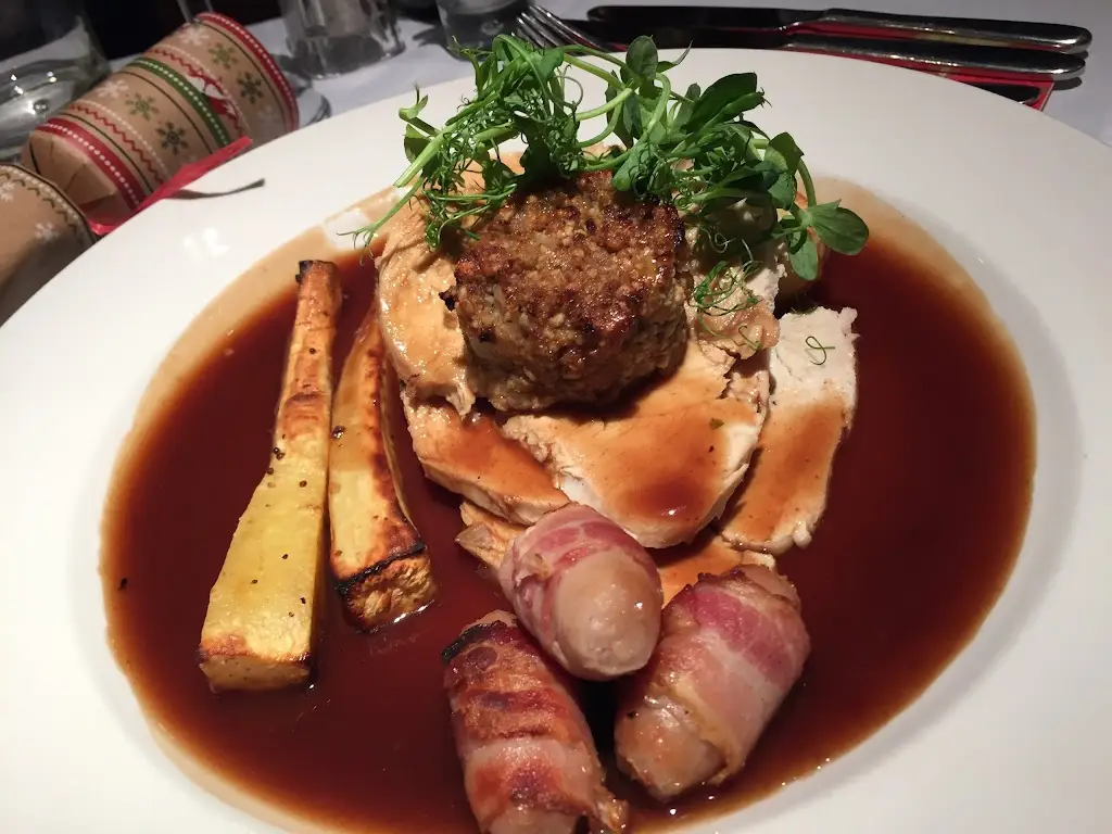 Oblo_Eyemouth_slider_image_2