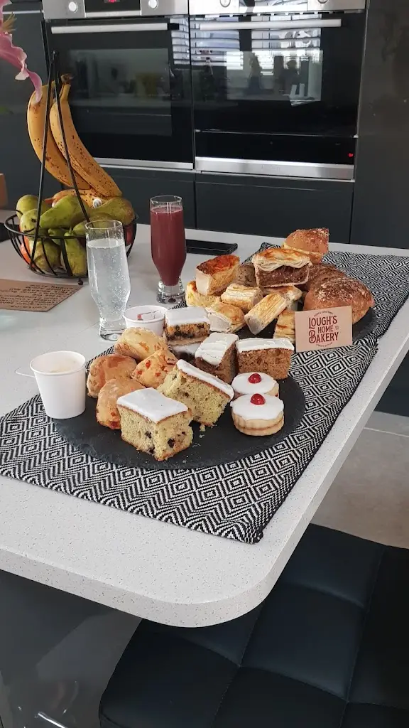 Laura Lusk_Lough's Home Bakery_Eyemouth_recensione