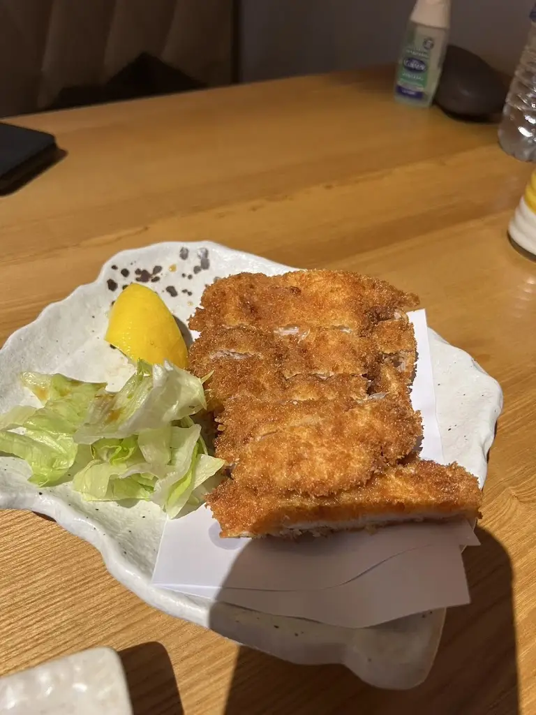 Amy Liu_Dragon city_Bircotes_review