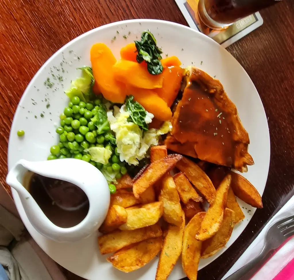 Blacksmiths Arms Pub + Kitchen_Bircotes_slider_image_3