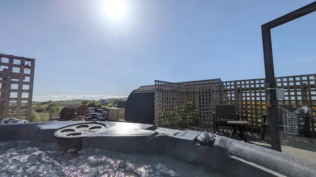 Corin Morse_North Coast 500 Pods_Golspie_review