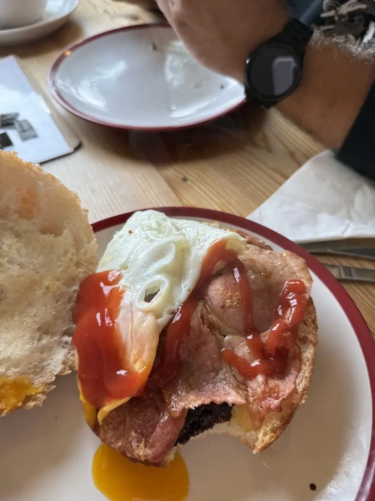 Millie Chisholm_Coffee Bothy_Golspie_review