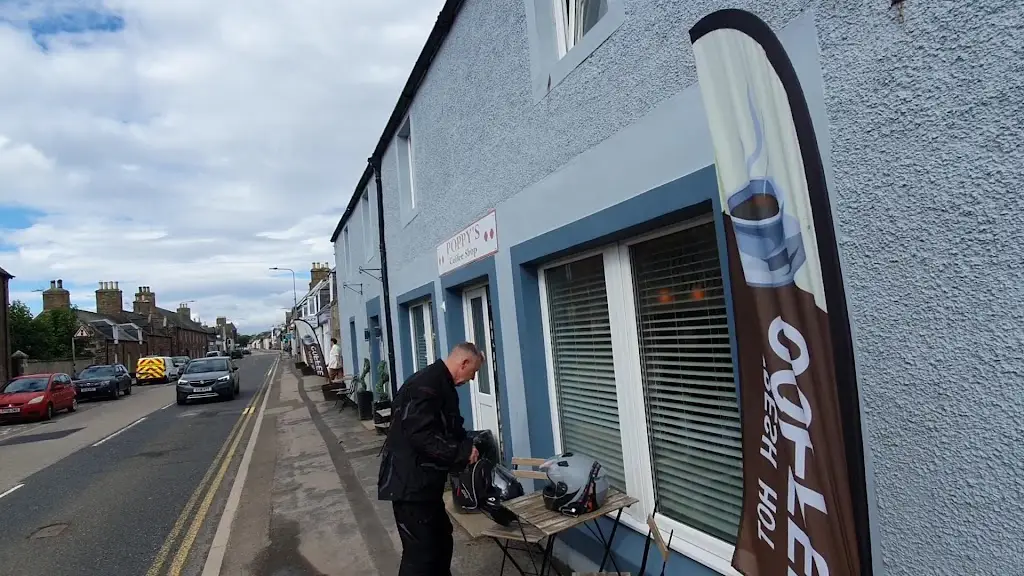 Poppy's Coffee Shop_Golspie_slider_image_2