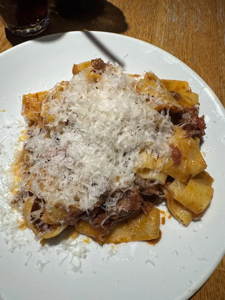 Johannes Räther_Sugo Pasta_Glasgow City_review