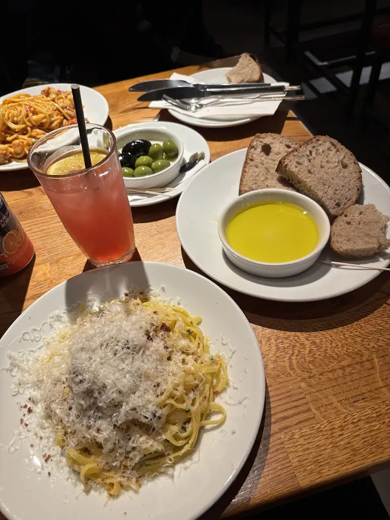 Ella Ferguson_Sugo Pasta_Glasgow City_review