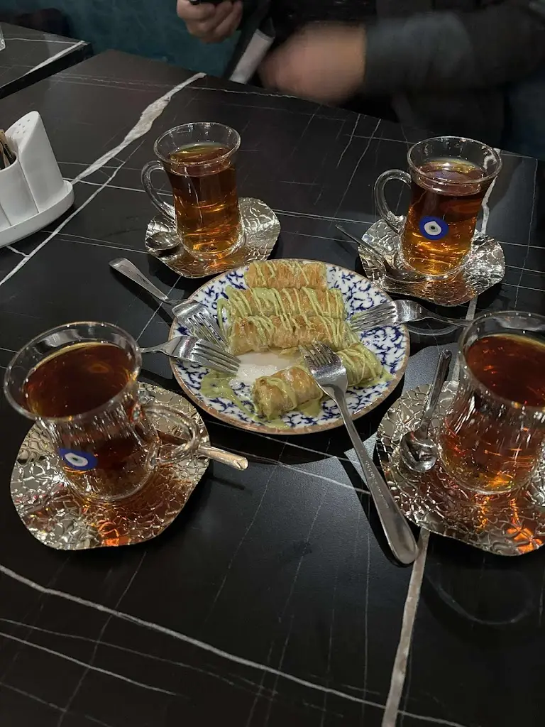 Danny Prudhomme_Laz Turkish Tapas_Glasgow City_review