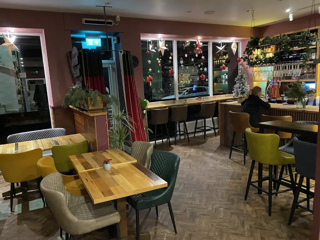 Buckleys Small Plates restaurant in Gourock