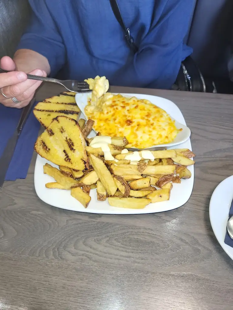 Menu_The Abbotsinch_Grangemouth_image_7