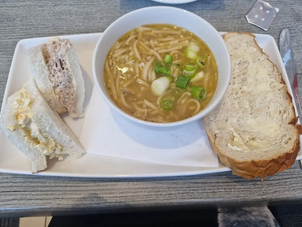 Deborah Fulke_Zetland Pantry_Grangemouth_review