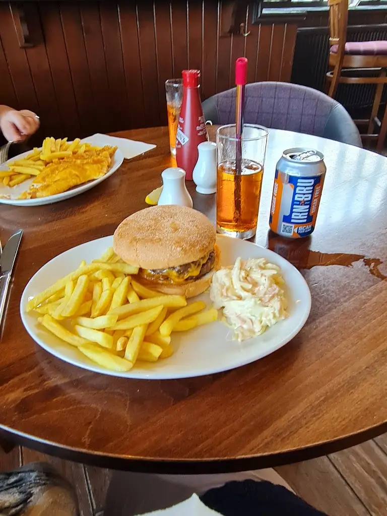 Menu_Claremont Inn_Grangemouth_image_9